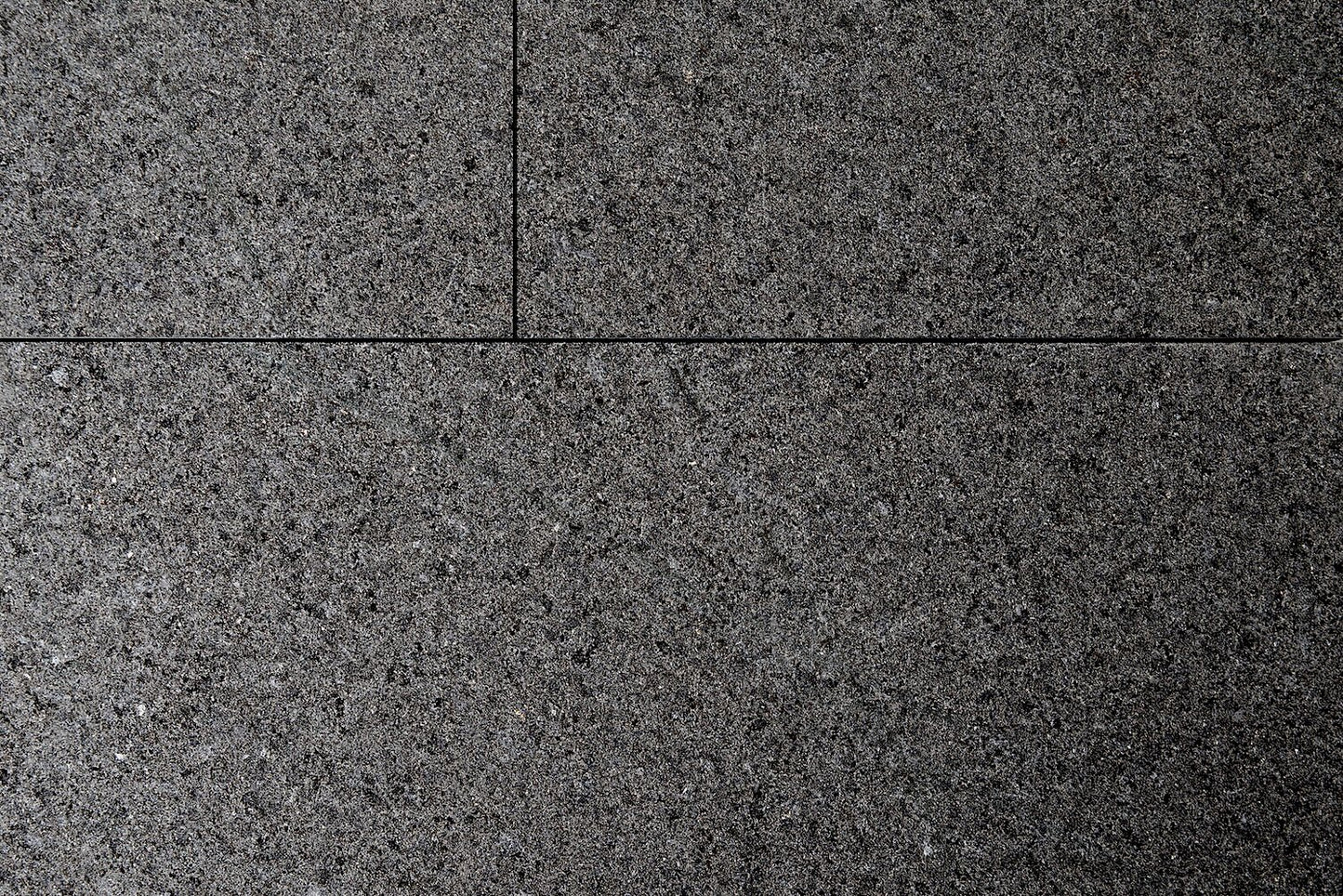 Alps Of Scandinavia Black Graniitti Anti-Slip Luonnonkivilaatta