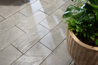Frost Valley Light Grey Myllytetty Luonnonkivilaatta