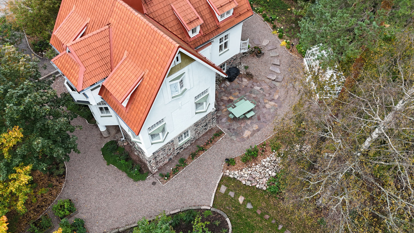 Nordstone Viola Punainen Pihaliuskekivi